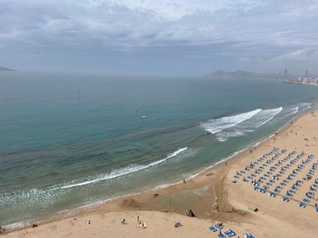 Precioso Apartamento A Estrenar En Primera Linea De Playa Benidorm Exterior photo
